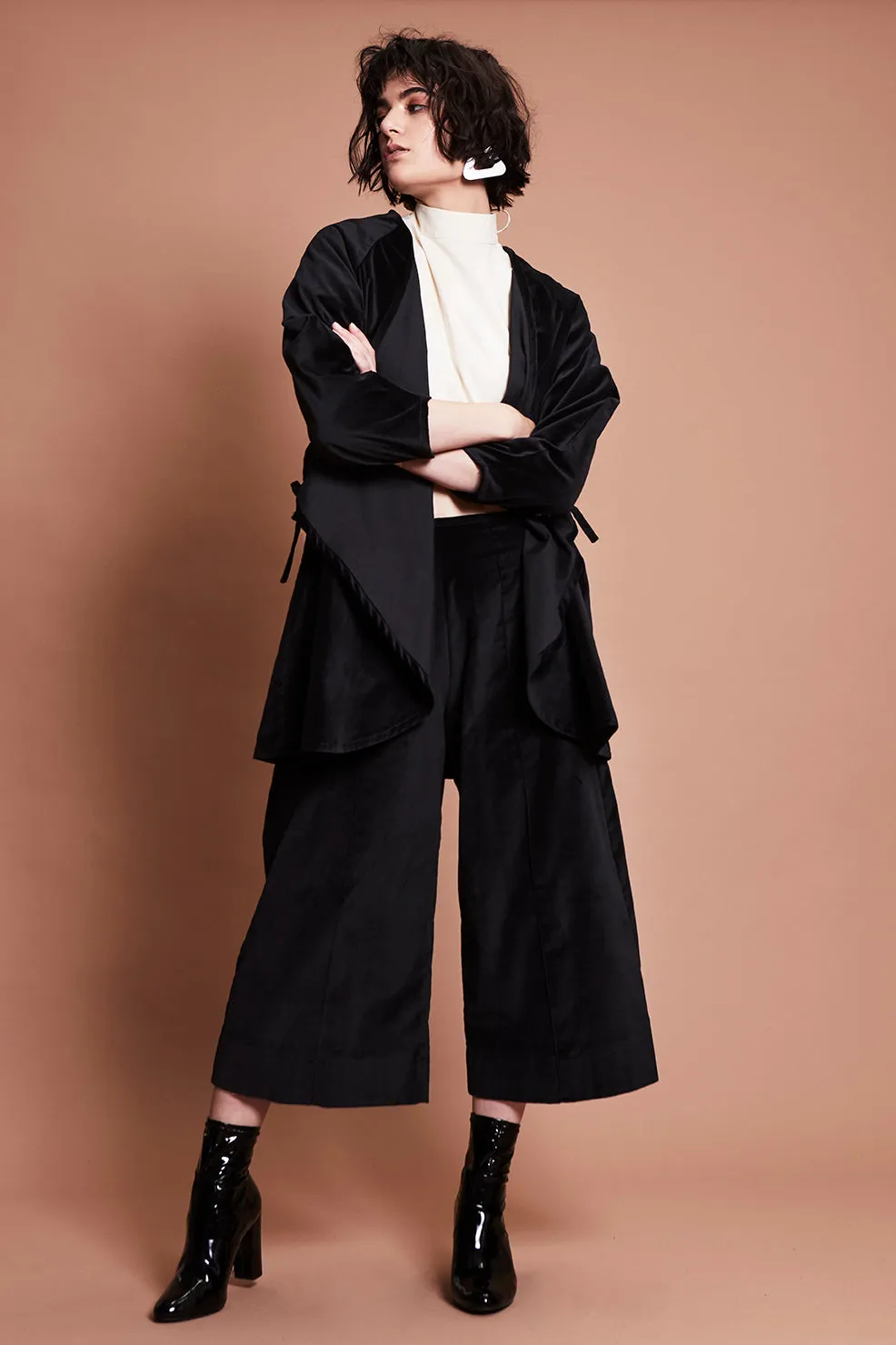 • SAMPLE • VELVET JACKET, CONVERTIBLE [ Black, Cotton ]