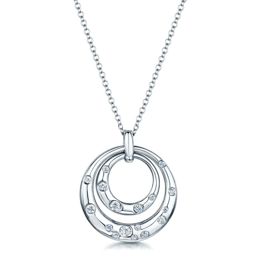18ct White Gold Double Circle Diamond Pendant