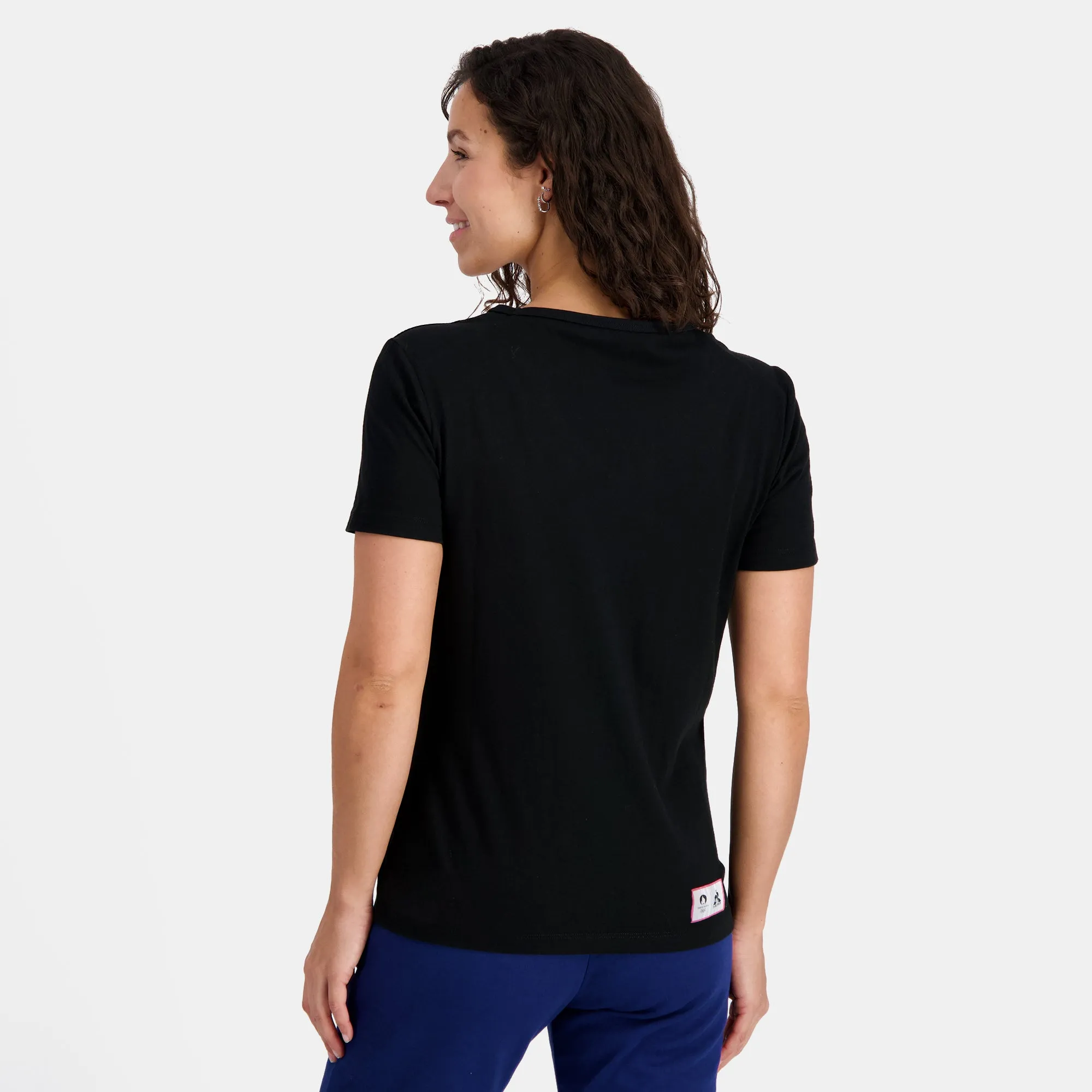 2410392-ESS P24 Tee SS Col V N°1 W black | T-shirt Femme