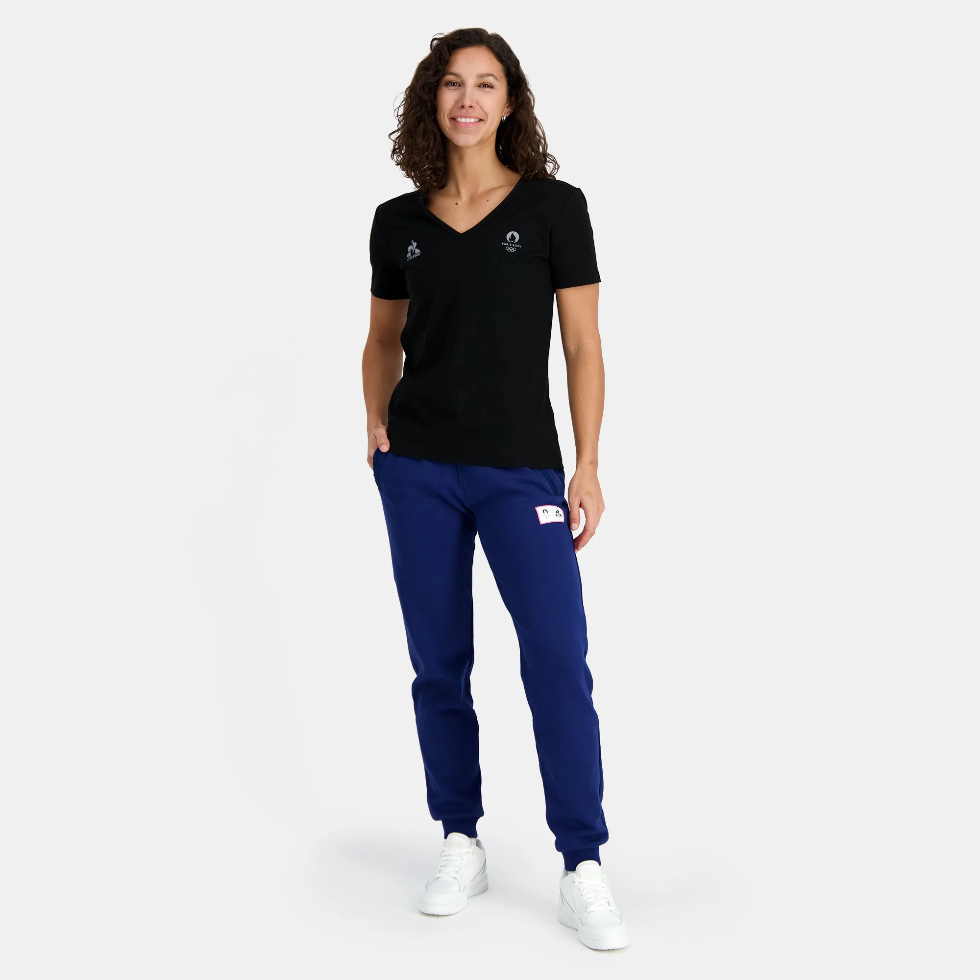 2410392-ESS P24 Tee SS Col V N°1 W black | T-shirt Femme