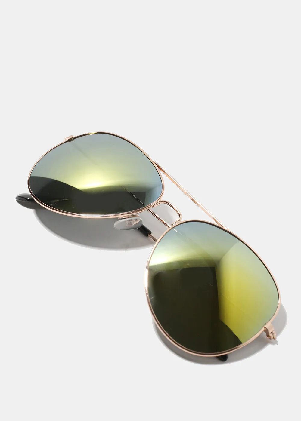 A  Retro Reflective Aviator Sunglasses