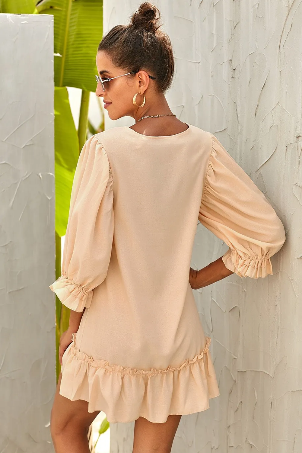 Beige Long Sleeves Loose Short Swing Dress