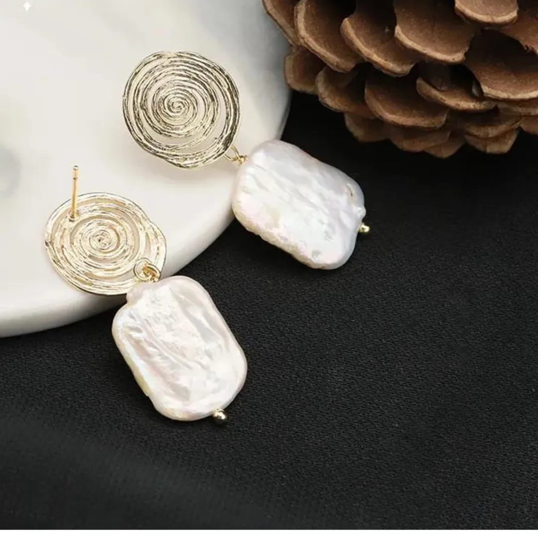 Chokore Gold Coil Baroque Freshwater Pearl Earrings (White)