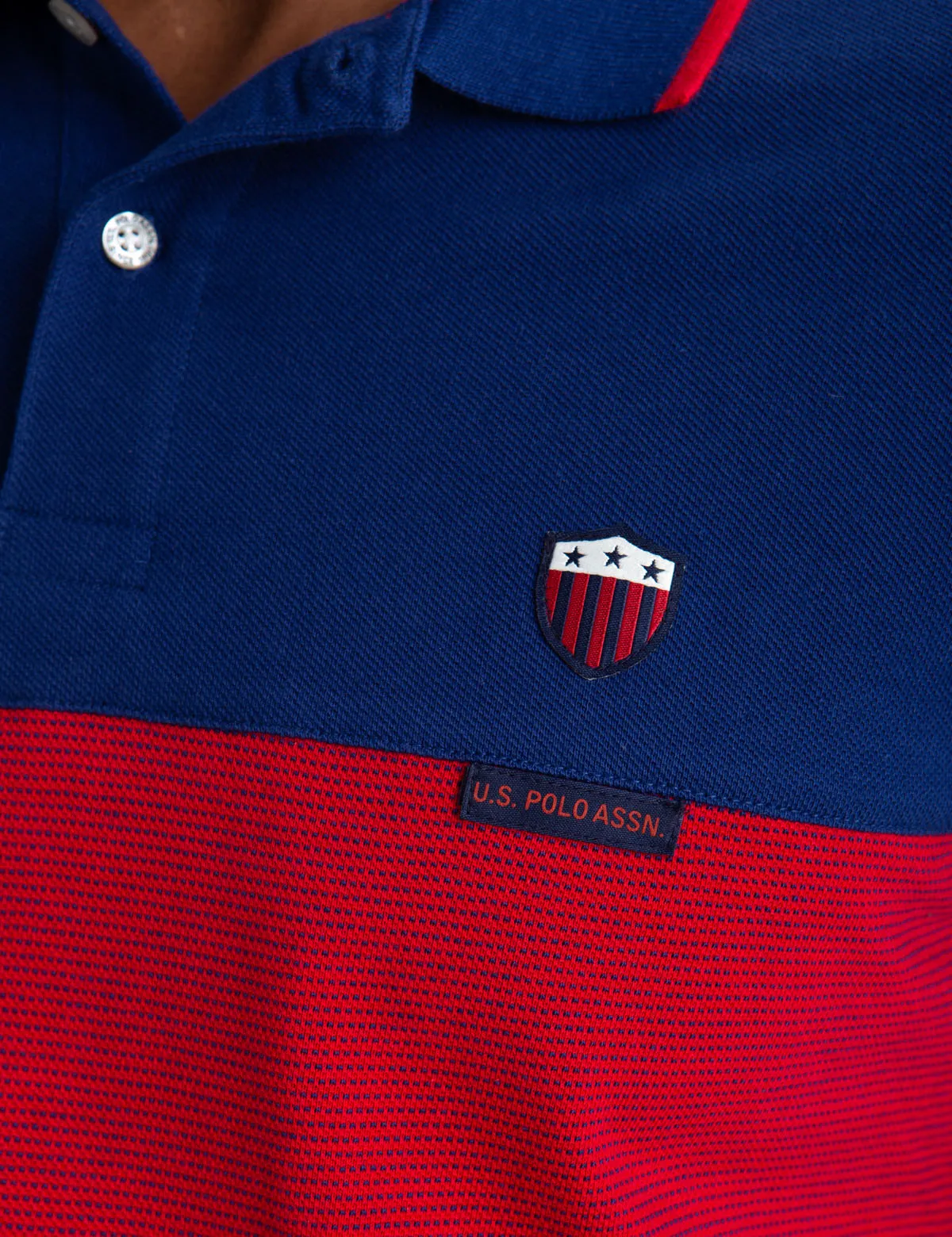CREST TEXTURE STRIPED POLO SHIRT