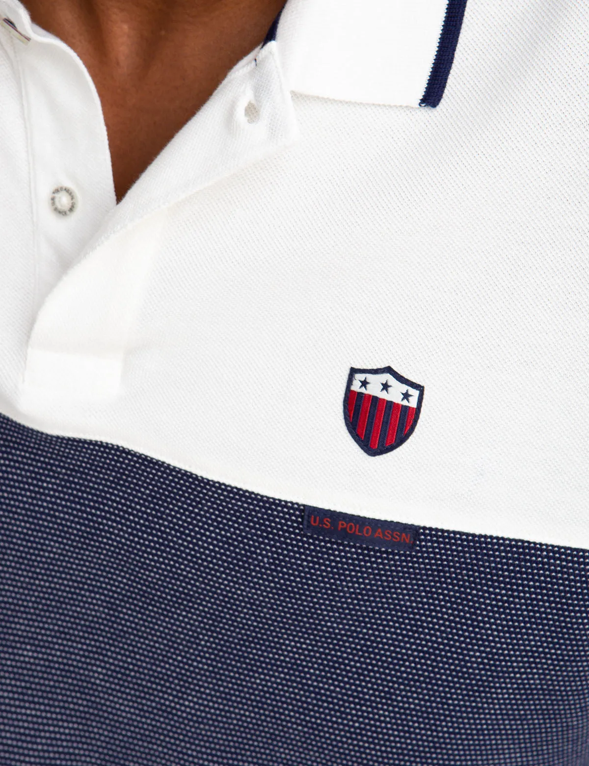 CREST TEXTURE STRIPED POLO SHIRT