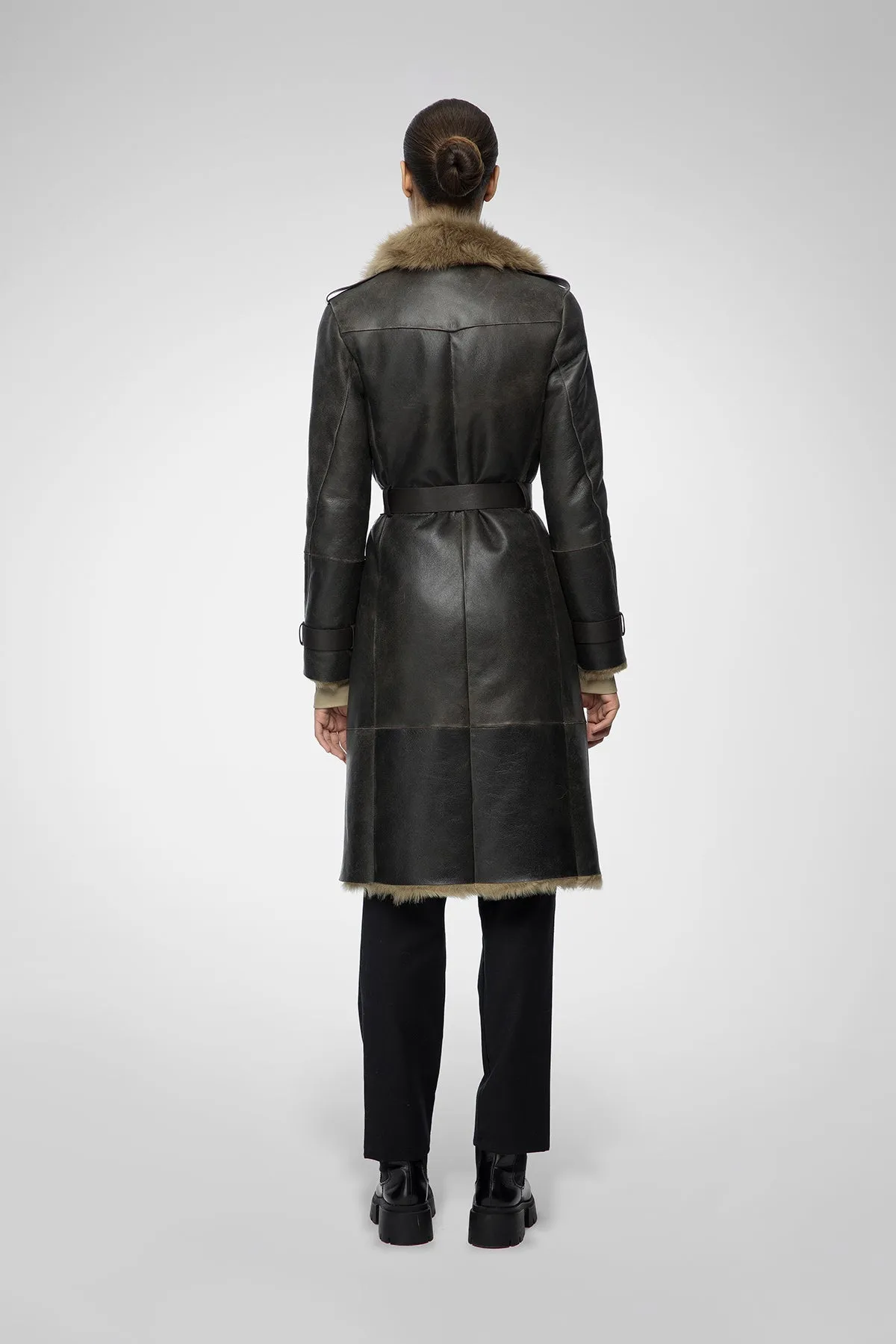 Harmony - Desert Beige Shearling Coat