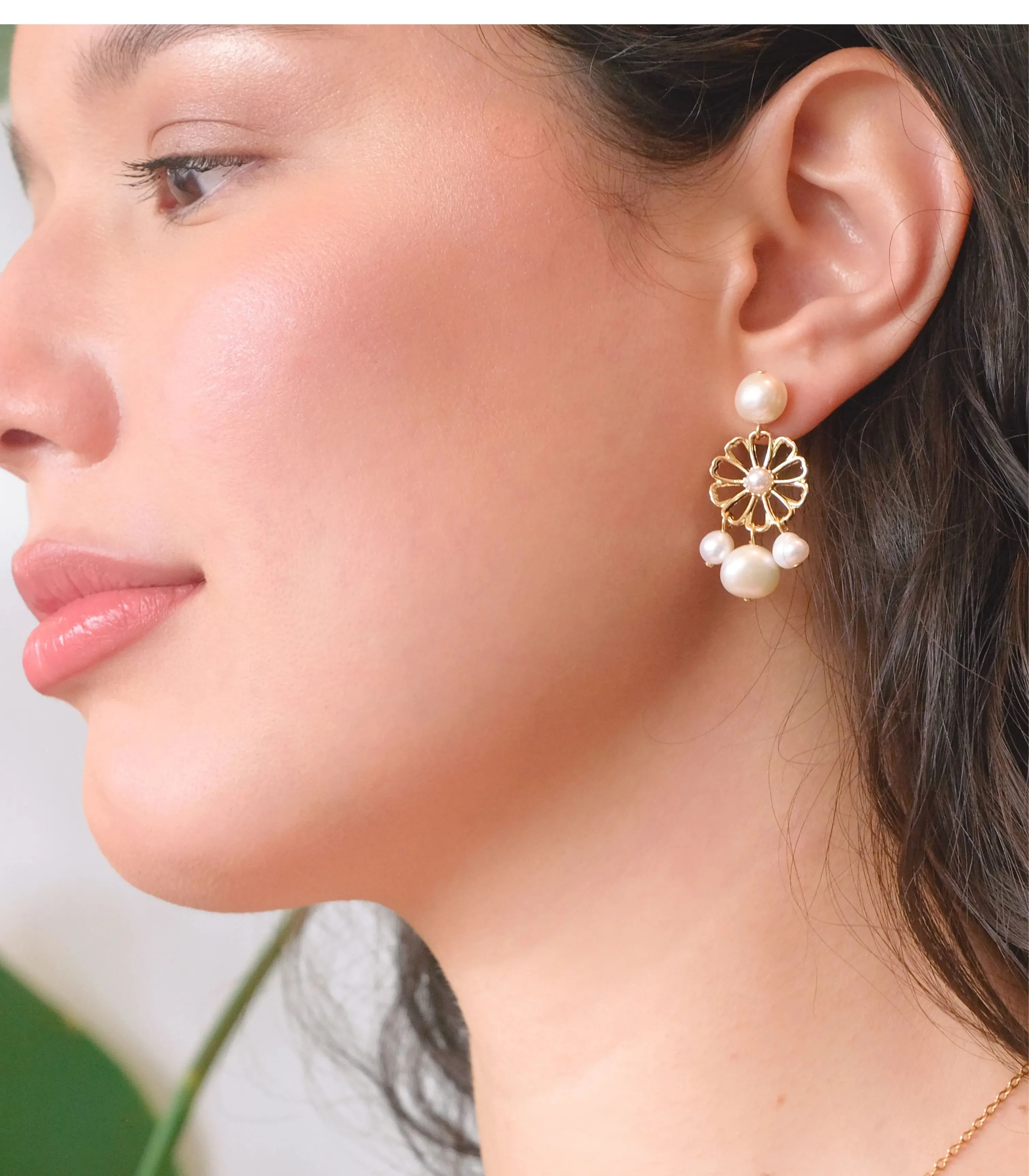Mirasol Sunflower Pearl Earrings