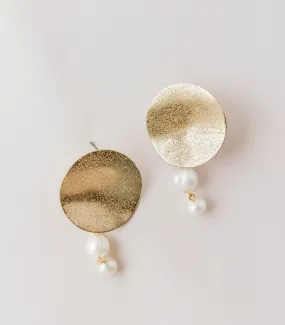 Moon Pearl Lamina Earrings