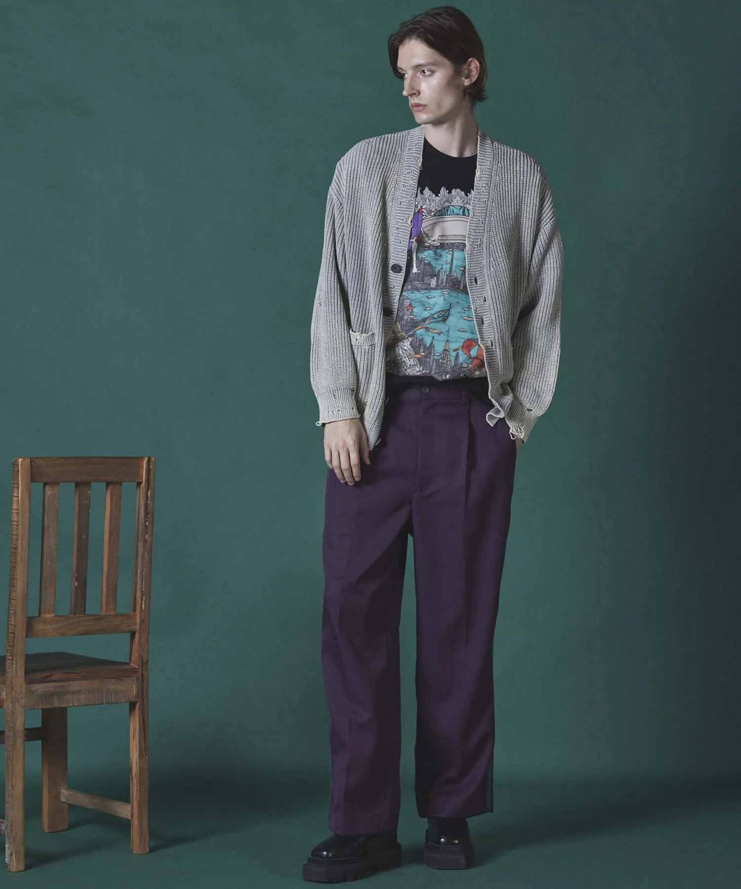 Snow Wash Damaged Prime-Over V-Neck Knit Cardigan
