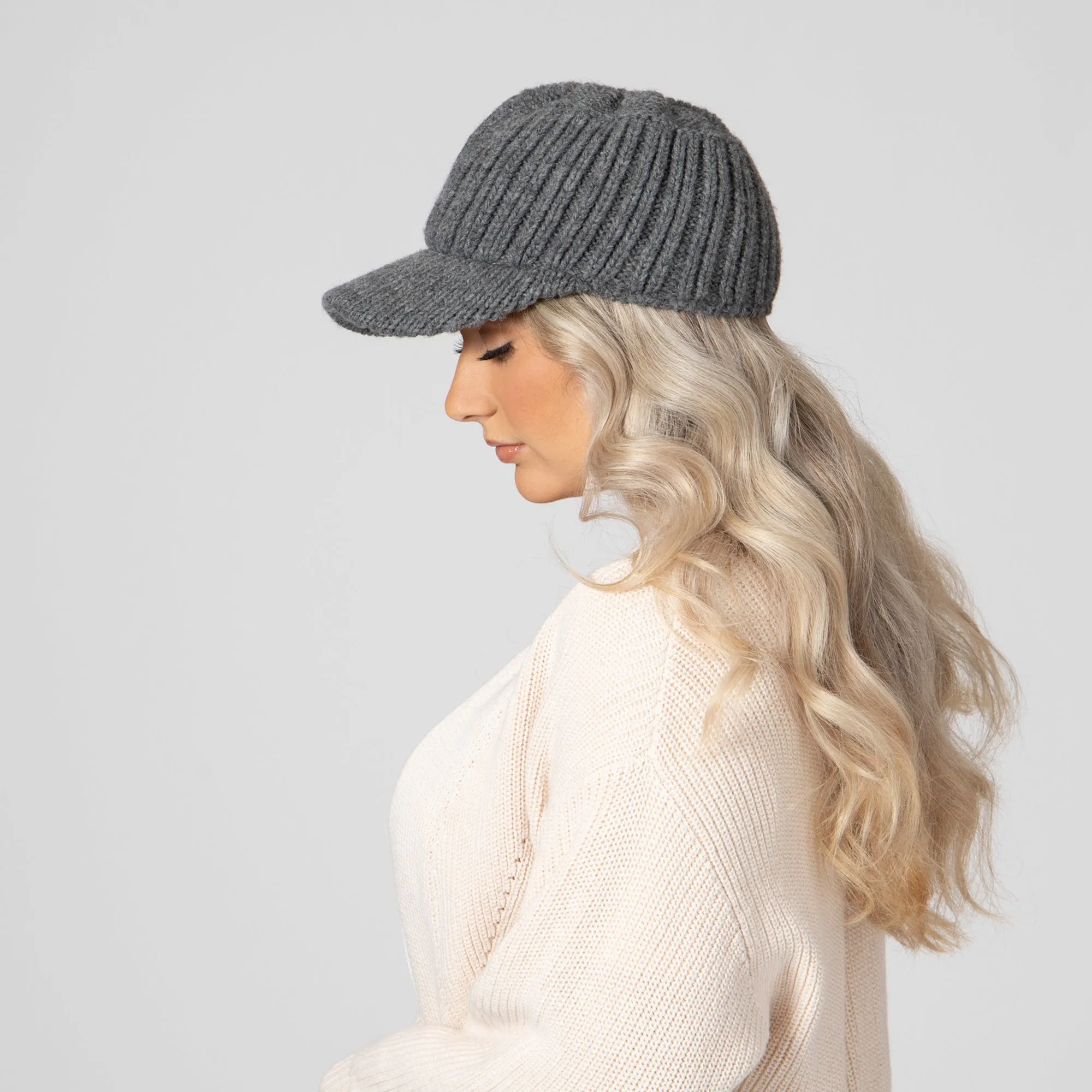 Women's Ribbed Knit Cap