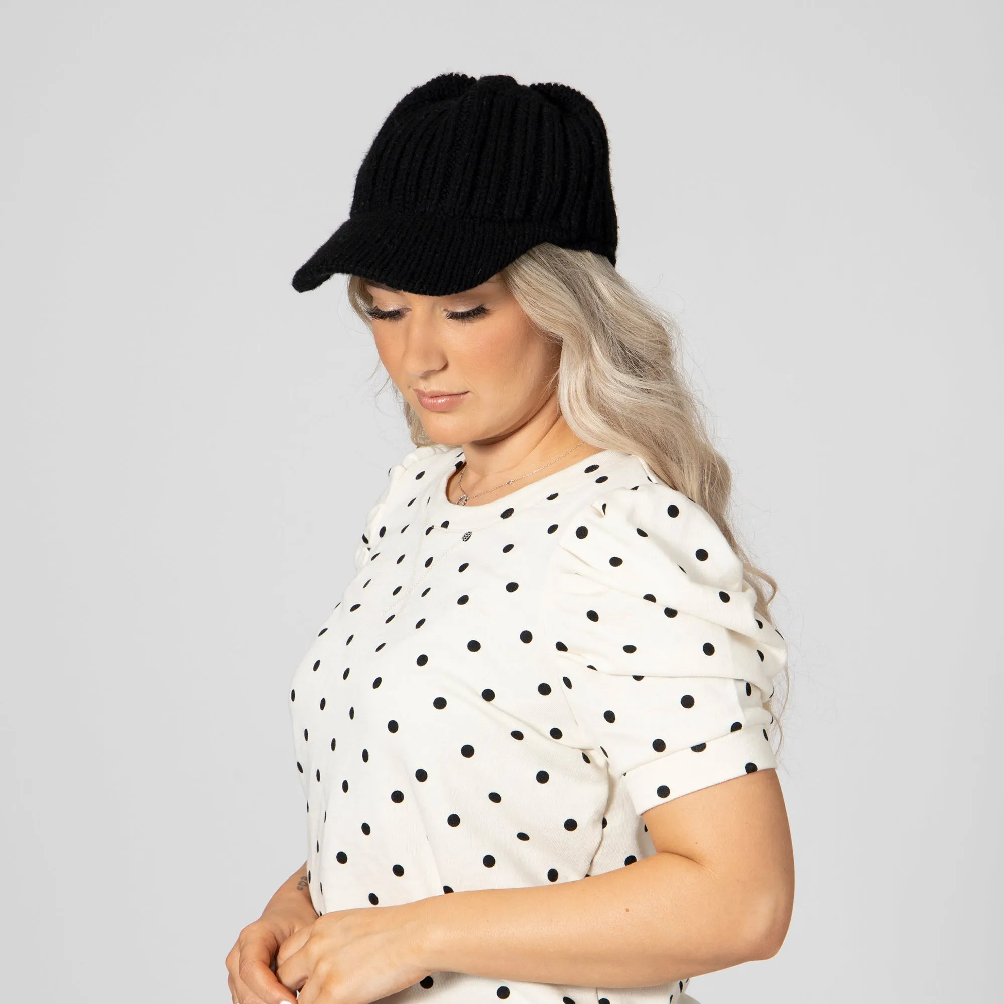 Women's Ribbed Knit Cap