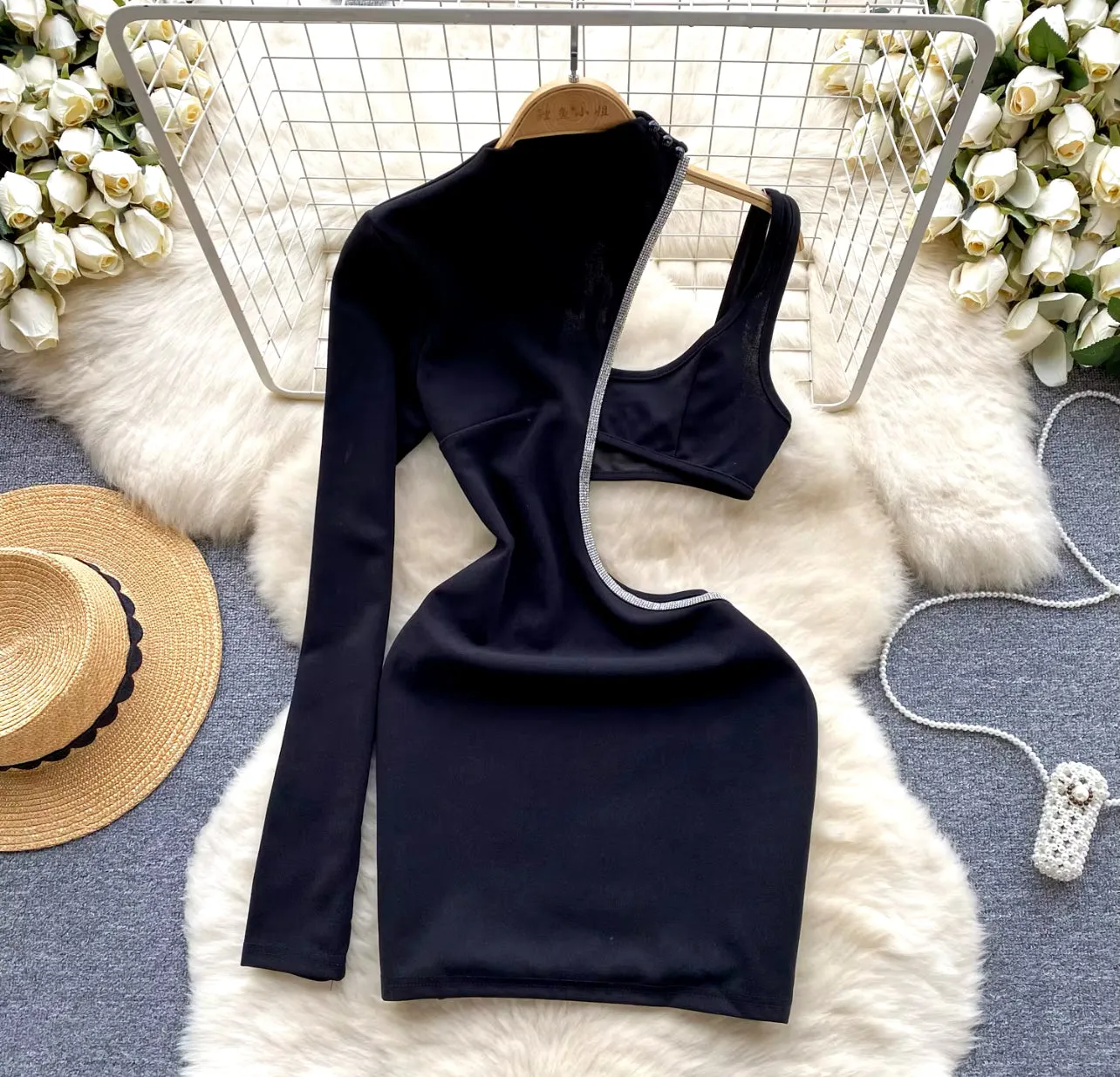 “Yala” One Sleeve Bodycon Dress
